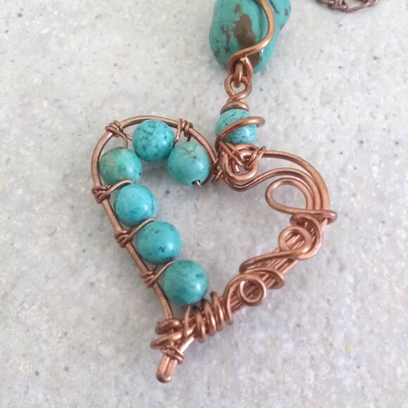 Desert Goddess Vibes! Turquoise Magnesite + Copper ~ Beaded Heart Necklace - Picture 9 of 15